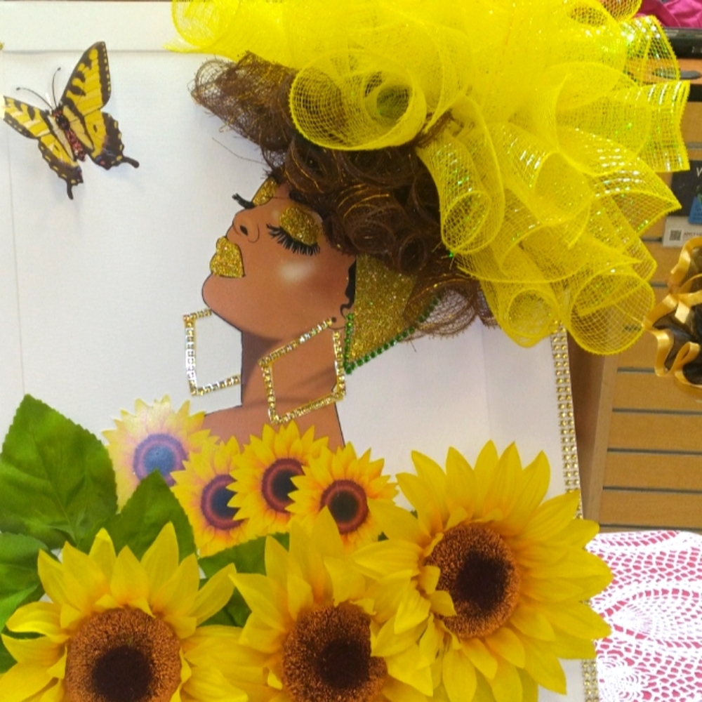 BEAUTIFUL CUSTOM DESIGN DIVAS